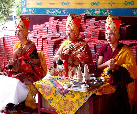 His Holiness and Dungs� Rinpoches